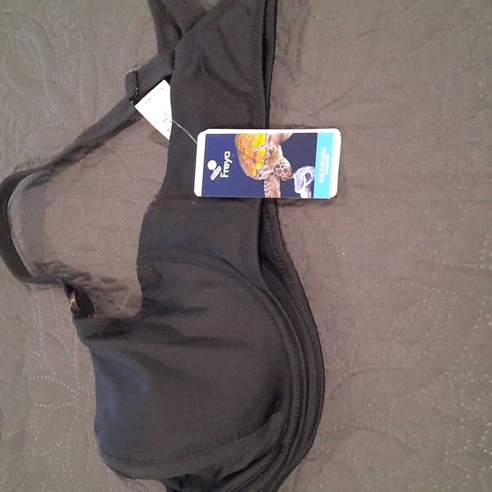 Freya black 34G bathing suit top